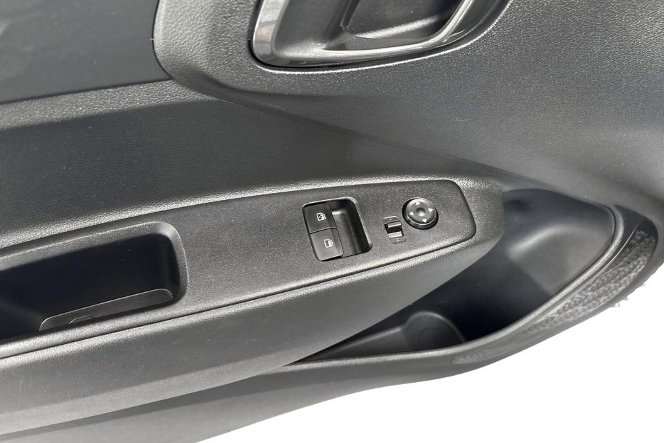 Hyundai i10 1,0 MPi Essential 5d