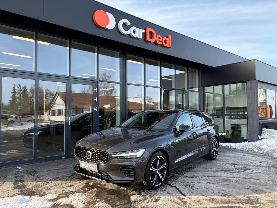 Volvo V60 2,0 T6 ReCharge Ultimate Dark aut. AWD 5d