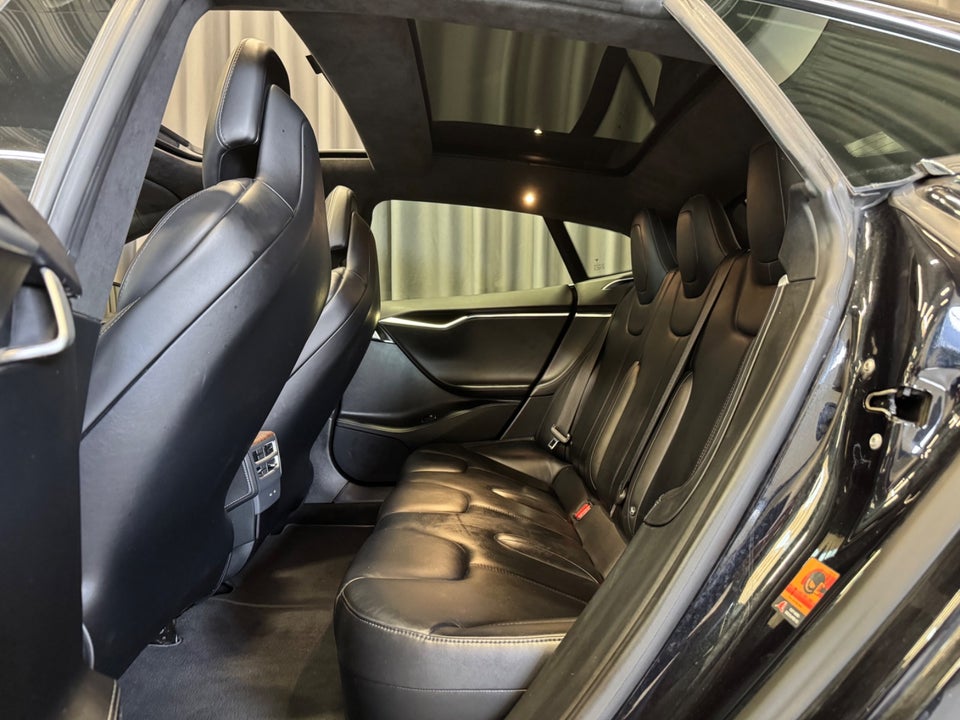 Tesla Model S 75 5d