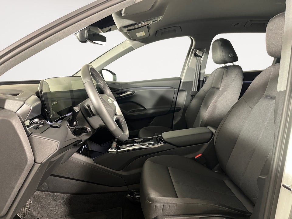 Audi Q6 e-tron Progress performance 5d