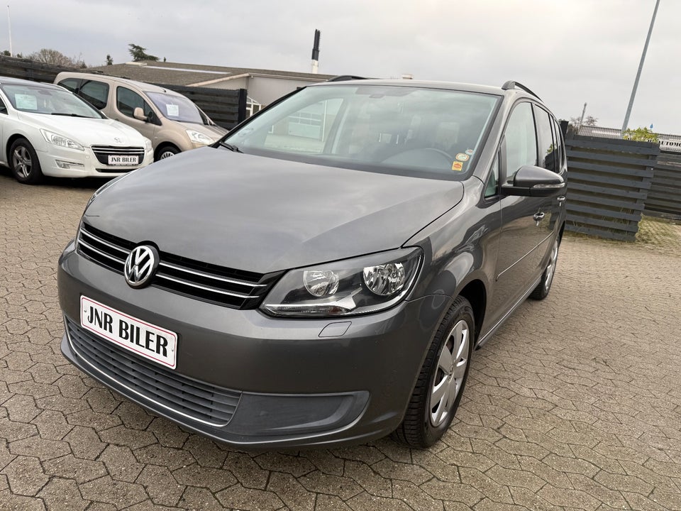 VW Touran 1,6 TDi 105 Comfortline BMT 7prs 5d