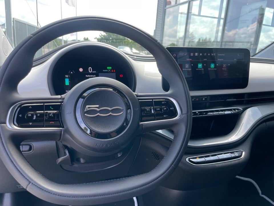 Fiat 500e 42 Icon Pack Cabrio 2d