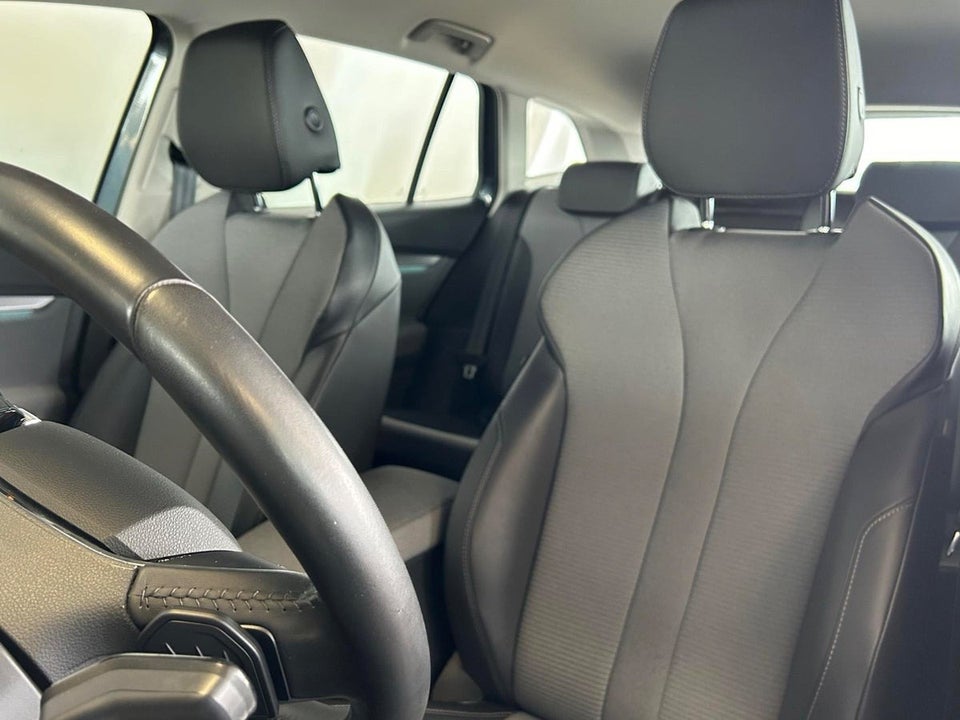 Skoda Enyaq 60 iV Loft 5d