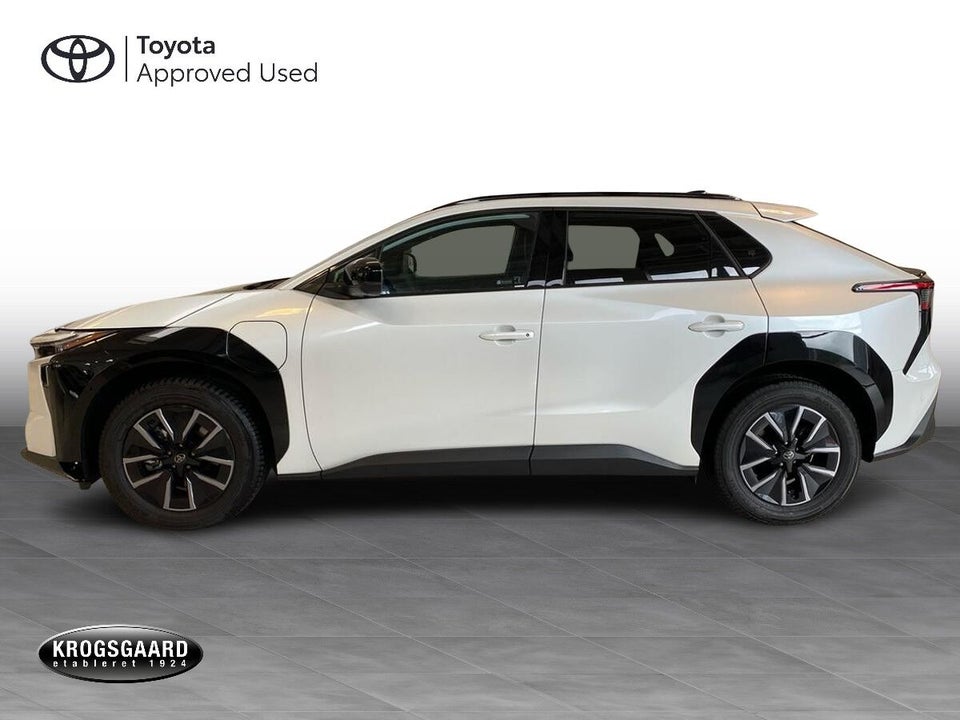 Toyota bZ4X 73 Executive 5d