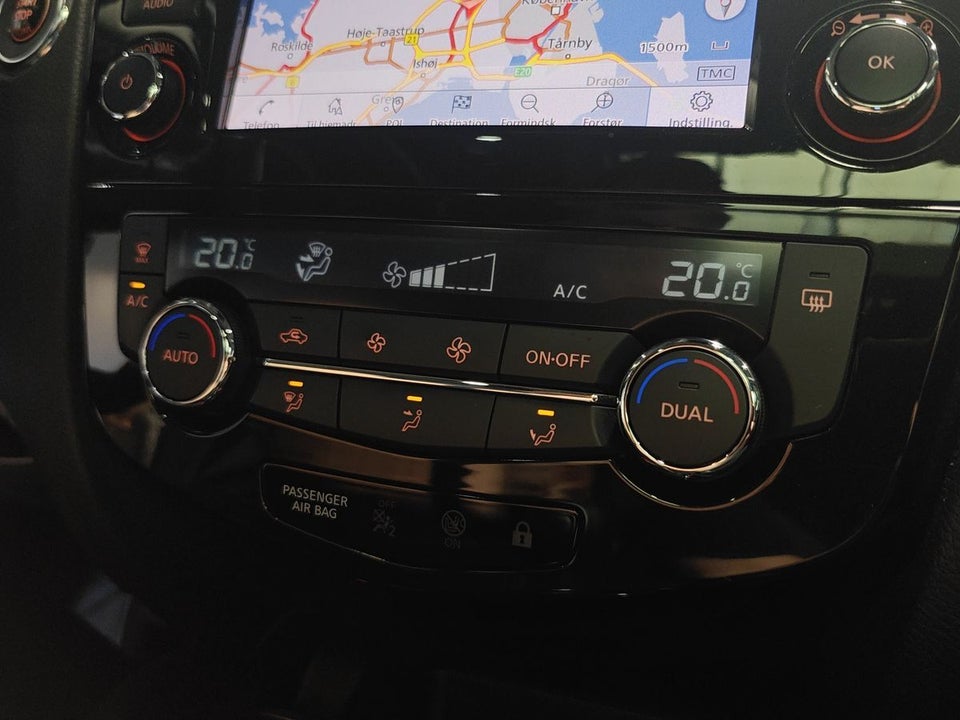 Nissan Qashqai 1,3 Dig-T 140 N-Connecta 5d