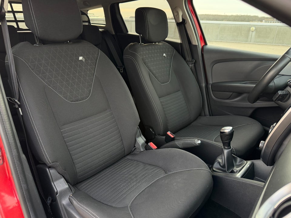 Renault Clio IV 1,5 dCi 90 Limited 5d