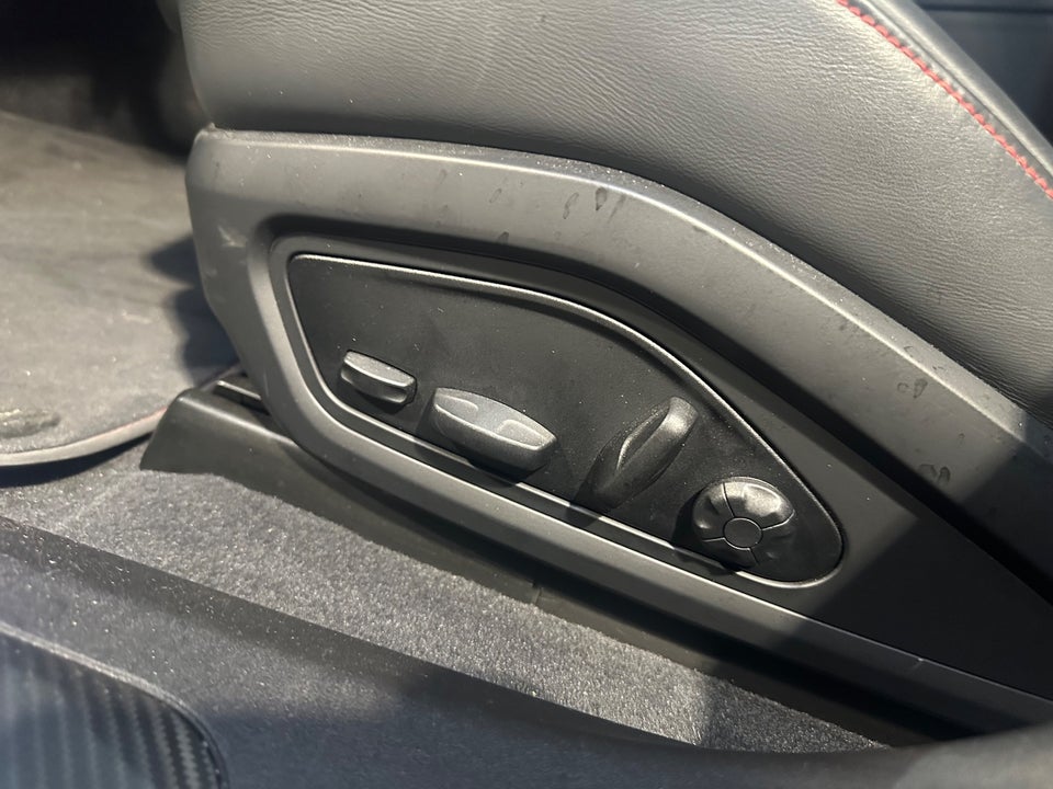 Audi RS e-tron GT quattro 4d