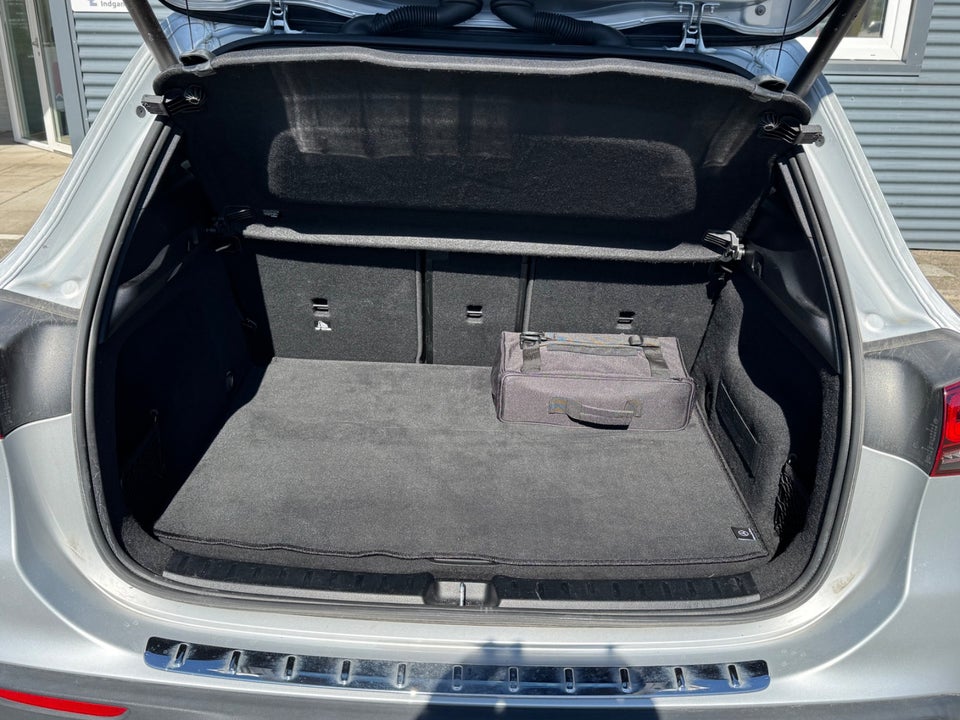 Mercedes EQA250+ Progressive 5d