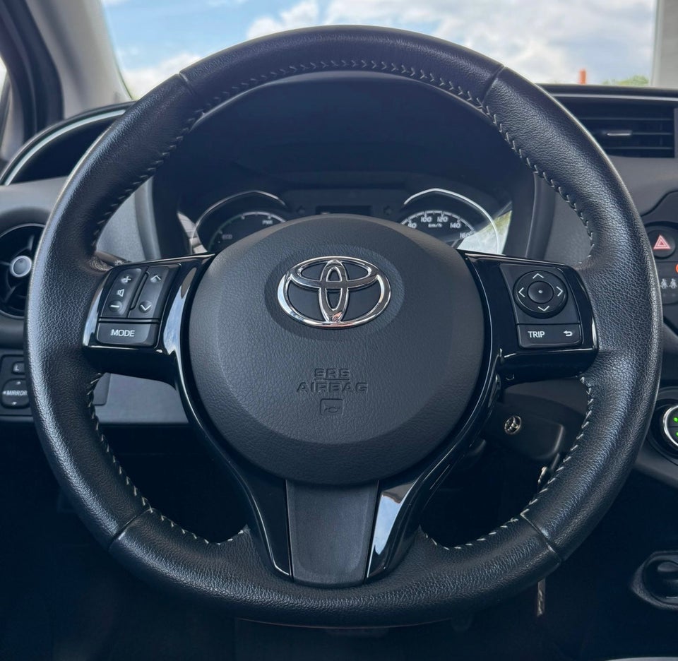 Toyota Yaris 1,5 Hybrid H2 Premium e-CVT 5d