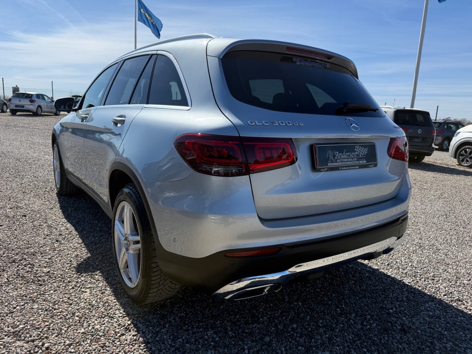 Mercedes GLC300 de 2,0 aut. 4Matic 5d