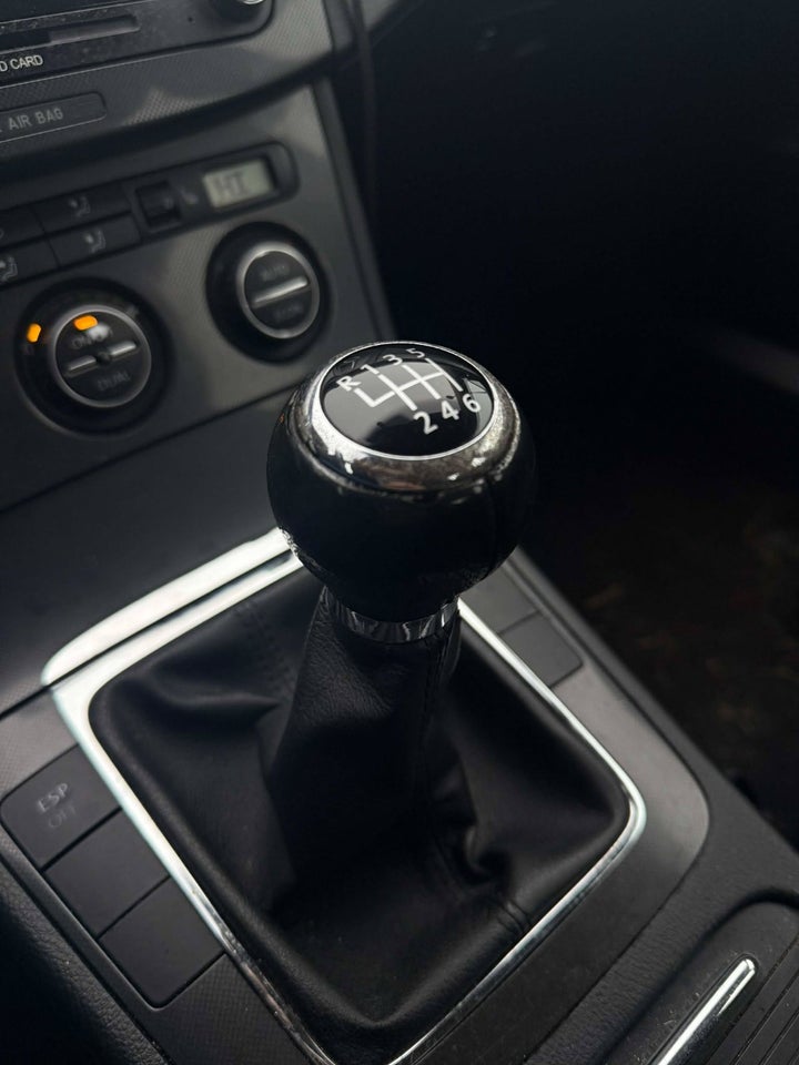 VW Passat 2,0 FSi Highline 4d