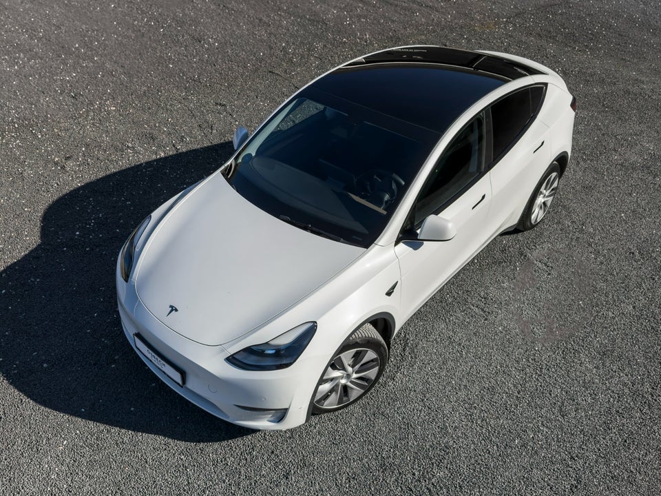 Tesla Model Y Long Range AWD 5d