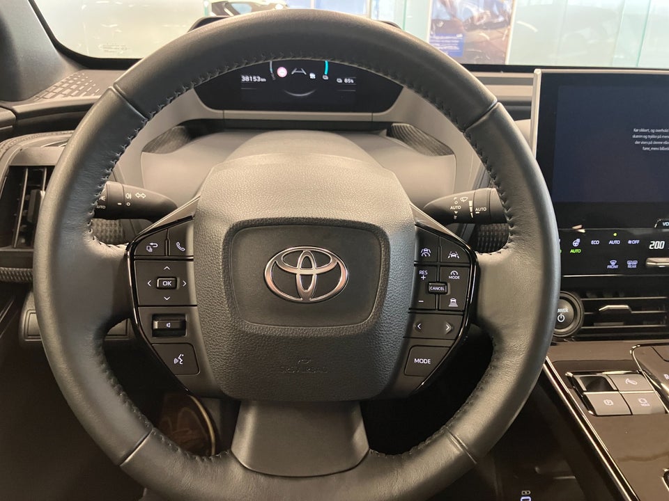 Toyota bZ4X Essential 5d