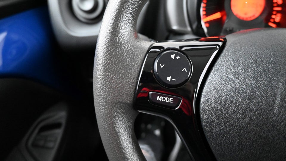 Citroën C1 1,0 VTi Shine 5d