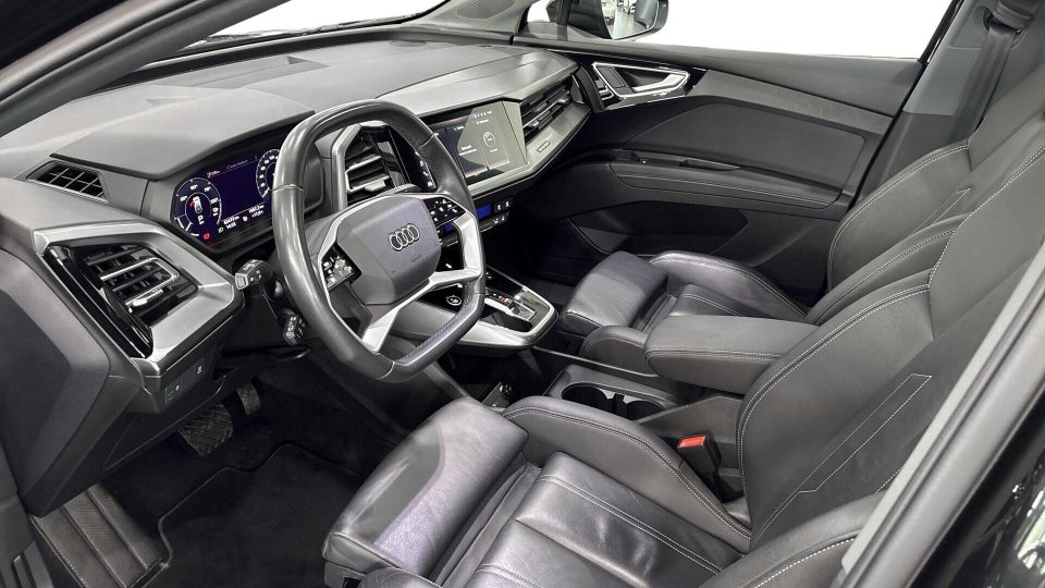 Audi Q4 e-tron 40 Attitude 5d