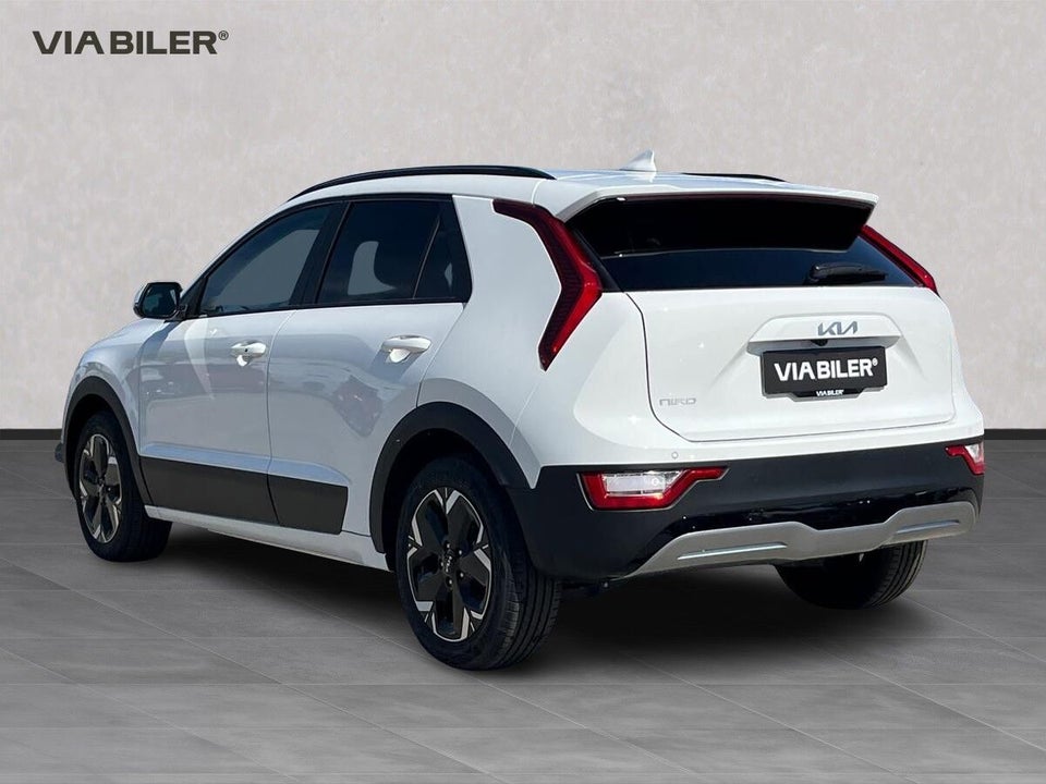 Kia Niro 64 EV Access 5d