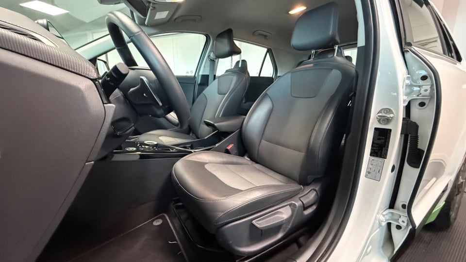 Kia Niro 64 EV Vision 5d
