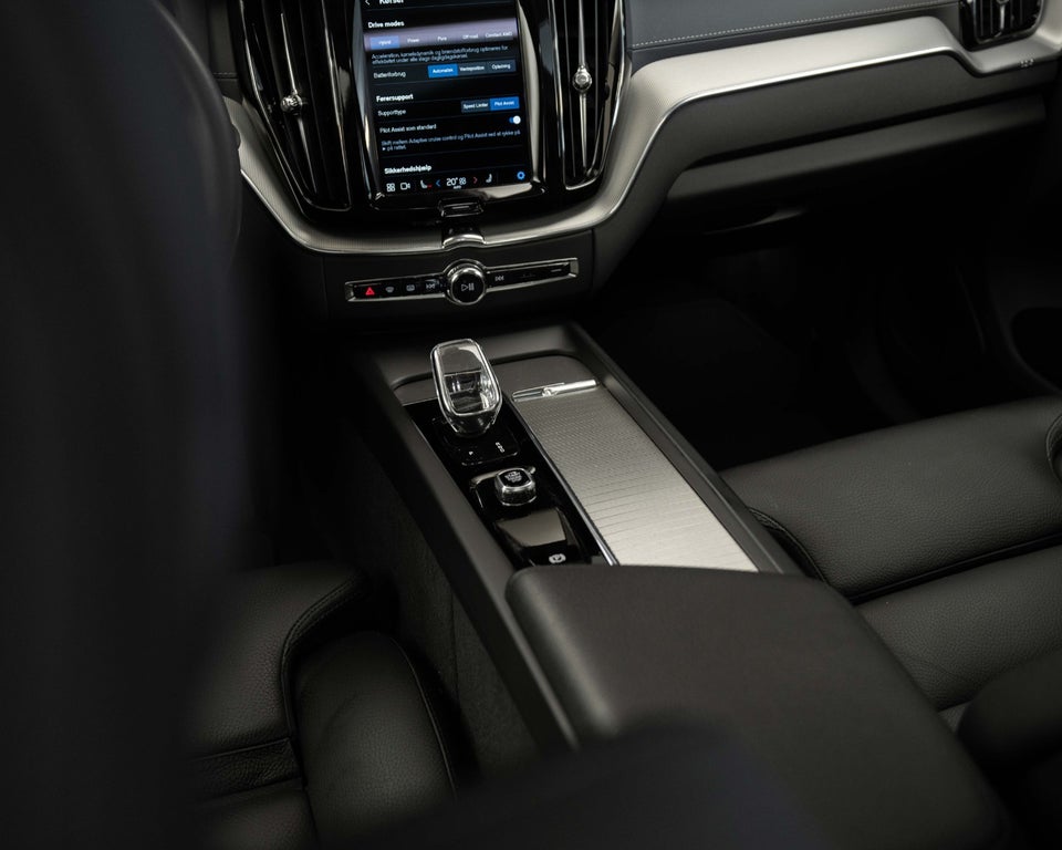 Volvo XC60 2,0 T6 ReCharge Inscription aut. AWD 5d