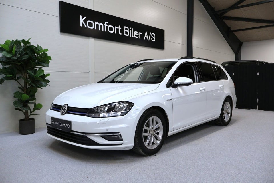 VW Golf VII 1,5 TSi 130 Comfortline Variant 5d