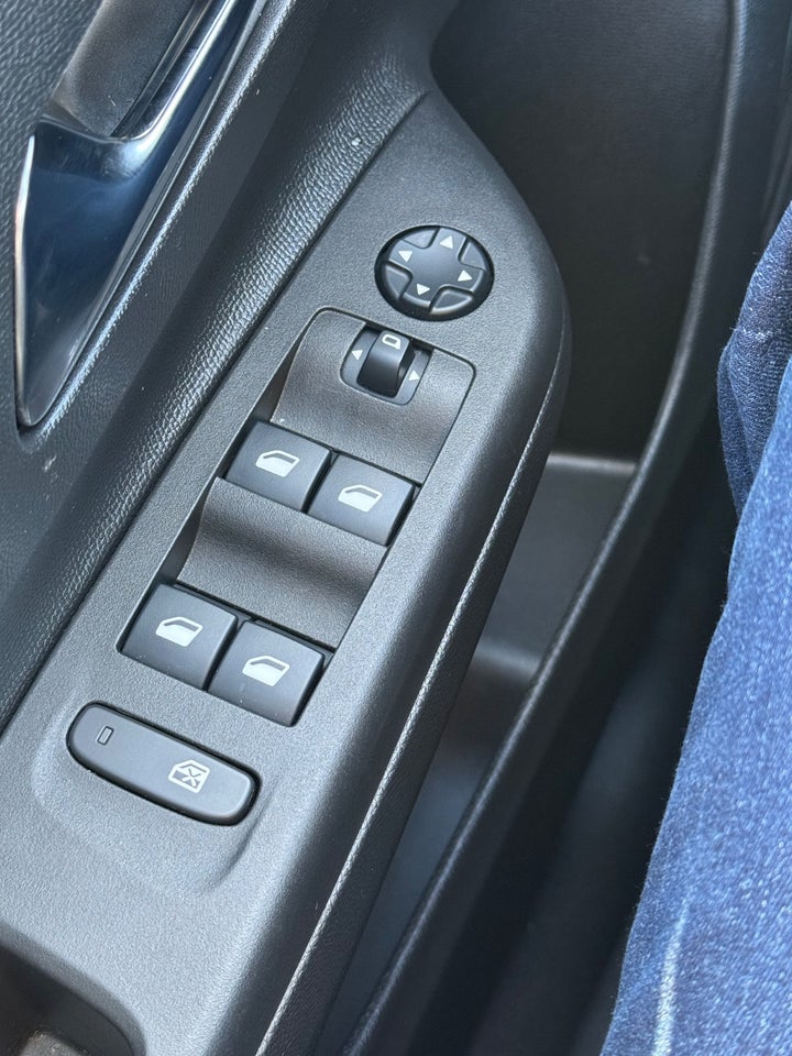 Opel Corsa-e 50 Dynamic 5d