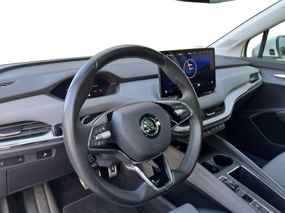 Skoda Enyaq 80 iV Plus Loft 5d