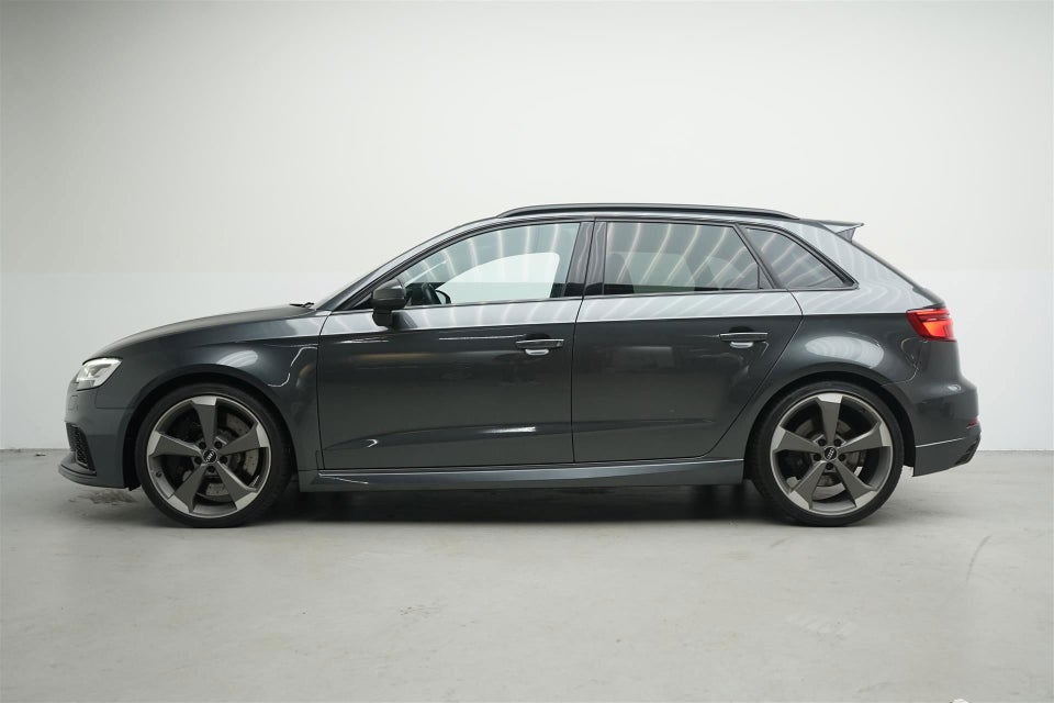 Audi RS3 2,5 TFSi Sportback quattro S-tr. 5d