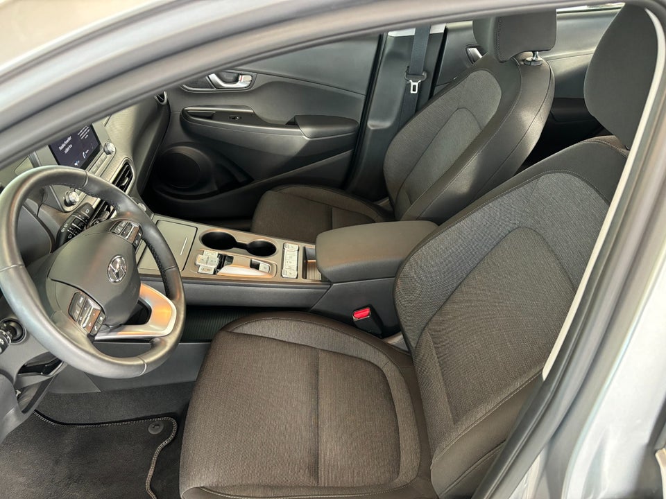 Hyundai Kona 39 EV Select 5d