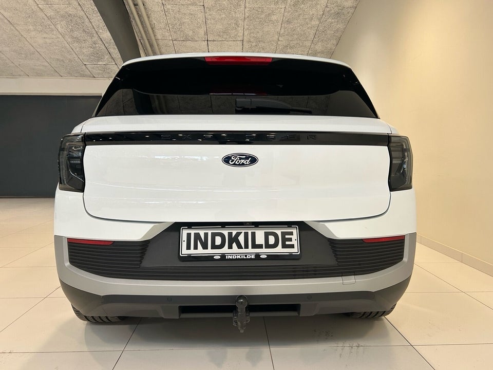 Ford Explorer 77 Premium Extended Range 5d