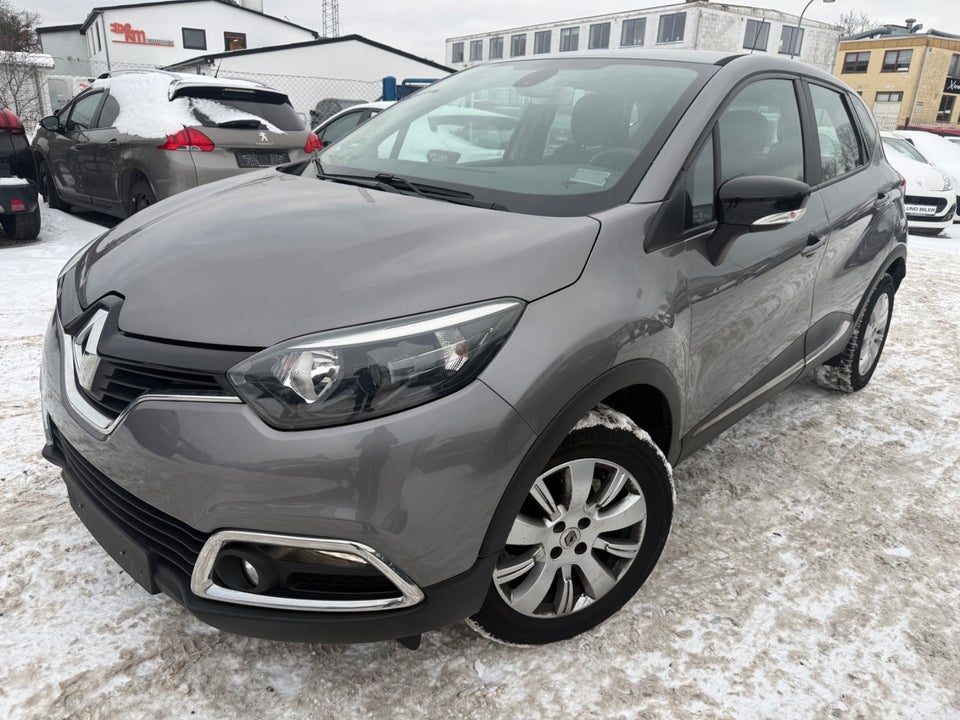 Renault Captur 0,9 TCe 90 Expression 5d