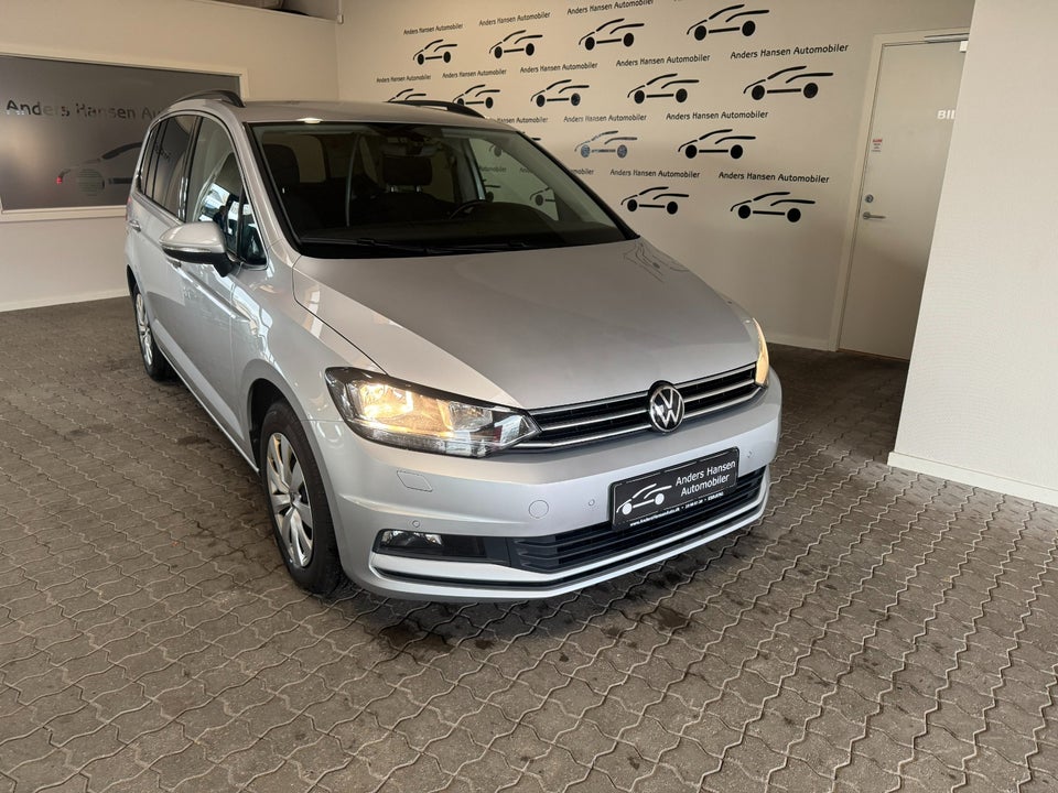 VW Touran 2,0 TDi 150 Comfortline DSG Van 5d
