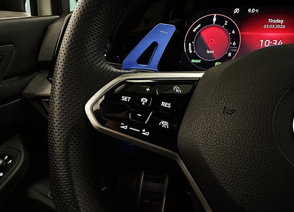 VW Golf VIII 1,4 GTE DSG 5d