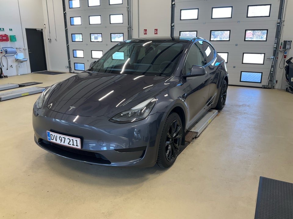 Tesla Model Y RWD 5d