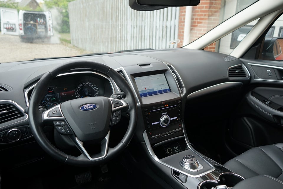 Ford S-MAX 2,0 EcoBlue Titanium aut. Van 5d