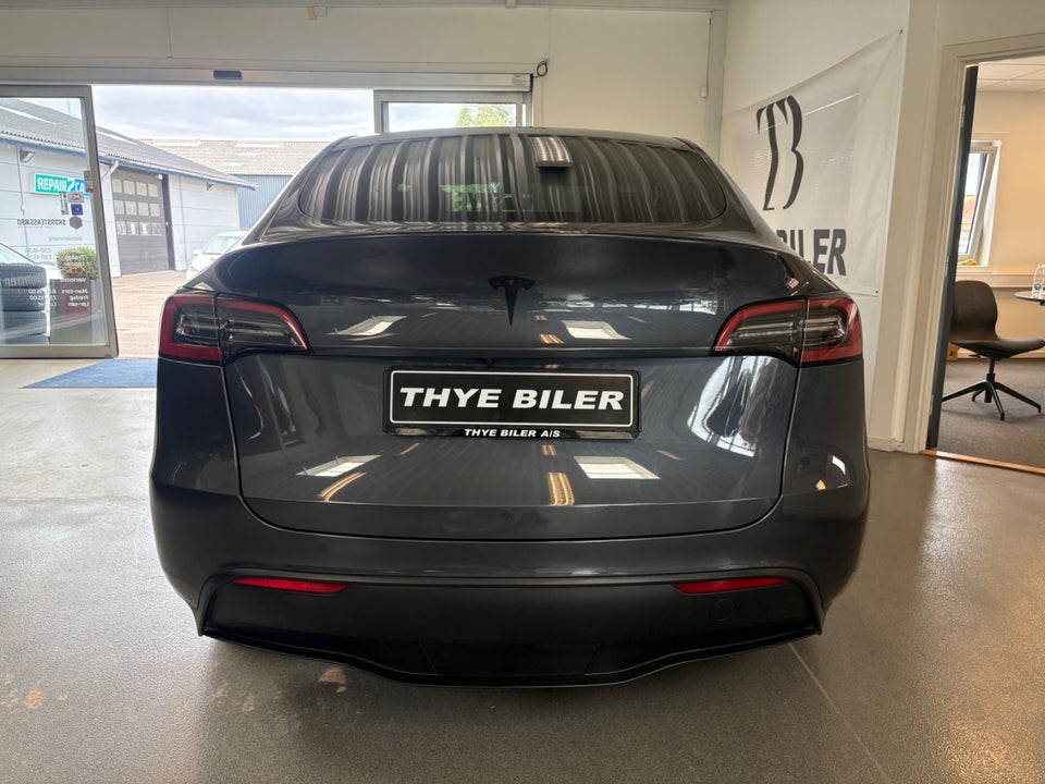 Tesla Model Y RWD 5d