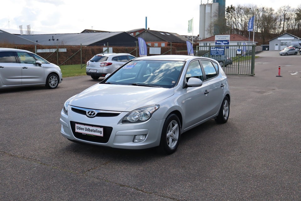 Hyundai i30 1,6 CVVT Comfort 5d