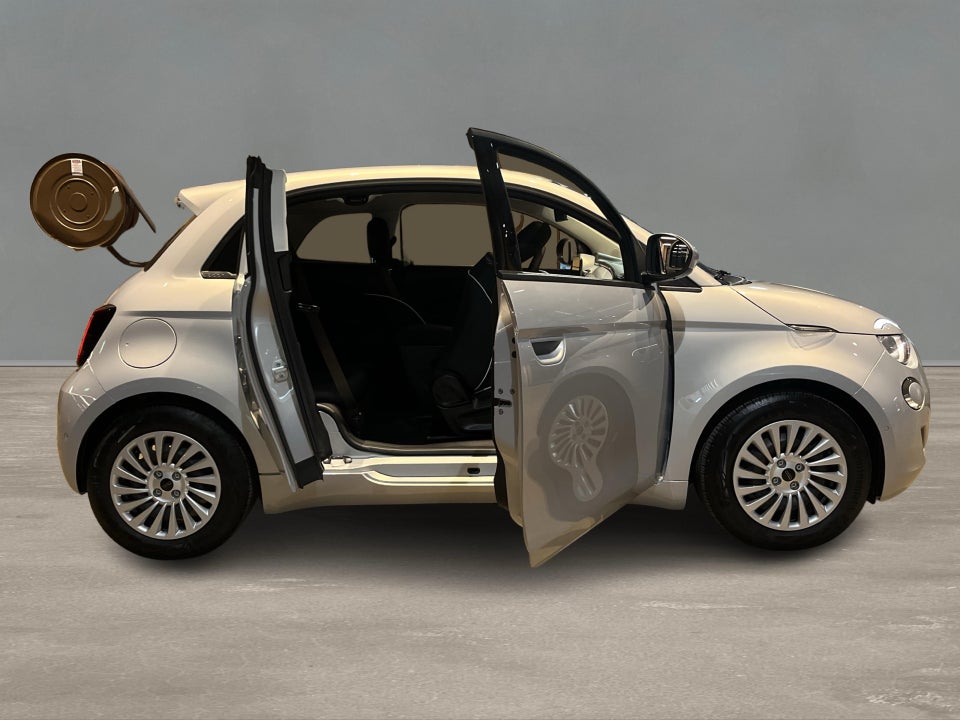 Fiat 500e 42 Icon 3+1 4d