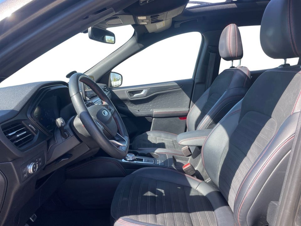 Ford Kuga 2,5 PHEV ST-Line X CVT 5d