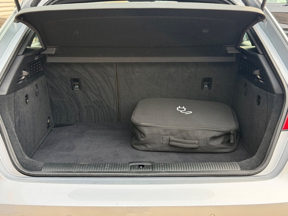 Audi A3 1,4 e-tron Ambition Sportback S-tr. 5d