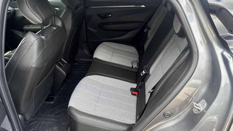 Renault Megane E-Tech 60 Techno+ 5d