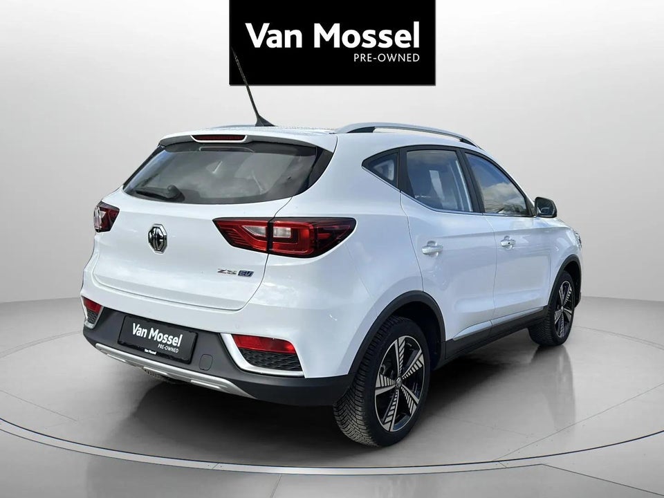 MG ZS EV Luxury 5d