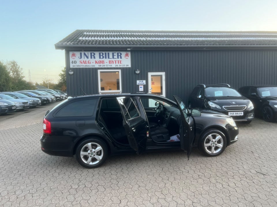 Skoda Octavia 1,2 TSi 105 Ambiente Combi 5d