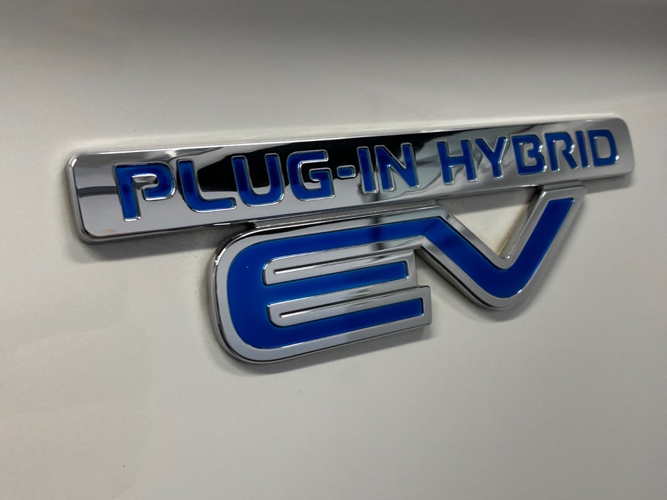 Mitsubishi Outlander 2,4 PHEV Invite+ CVT 4WD 5d