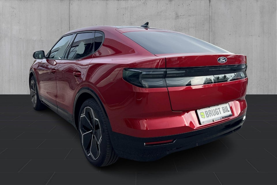 Ford Capri 77 Premium Extended Range 5d