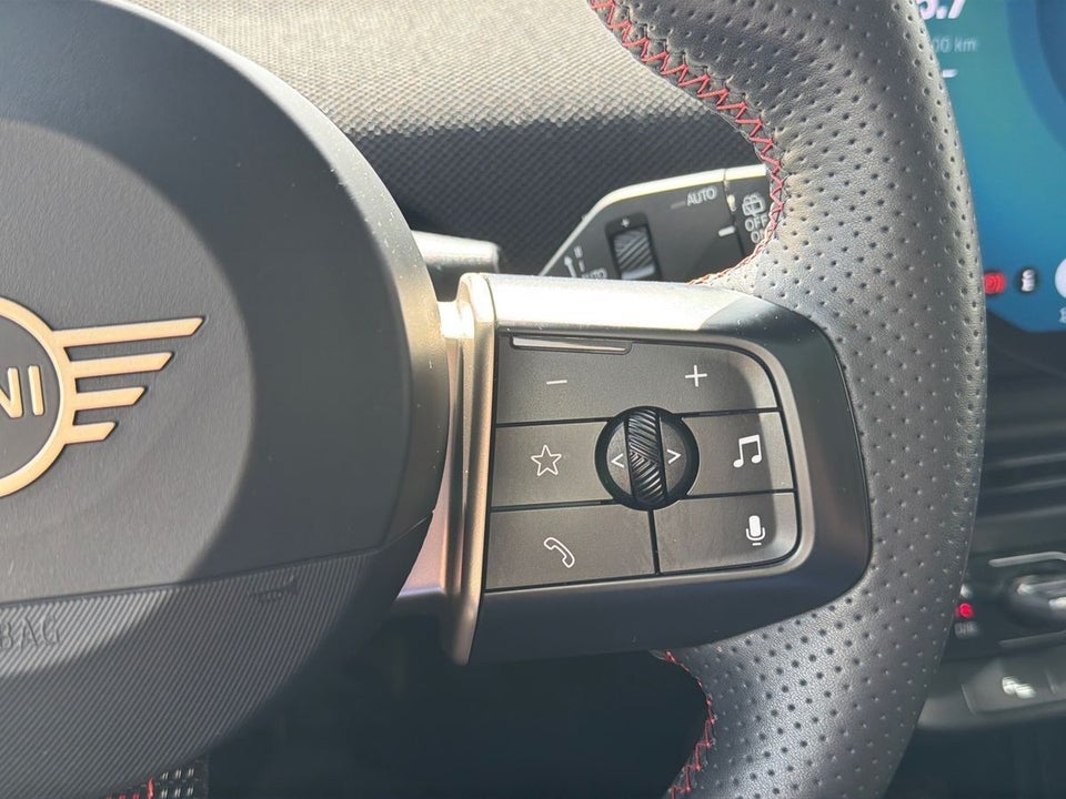 MINI Cooper SE JCW Trim XL 3d