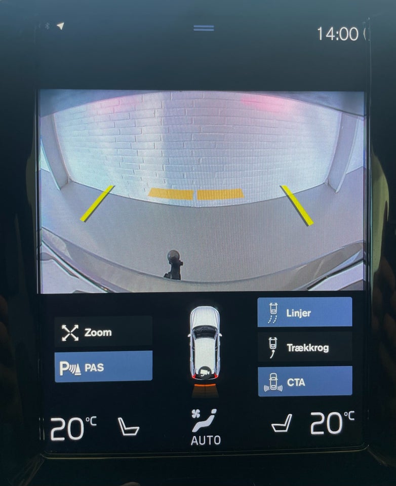 Volvo XC60 2,0 B4 197 R-Design aut. Van 5d