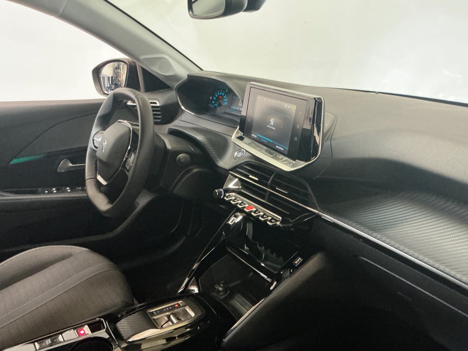 Peugeot e-208 50 Style 5d