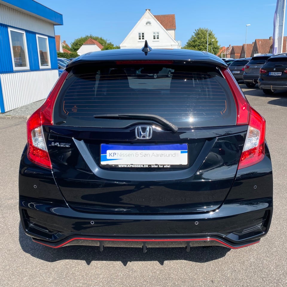 Honda Jazz 1,5 i-VTEC Dynamic 5d