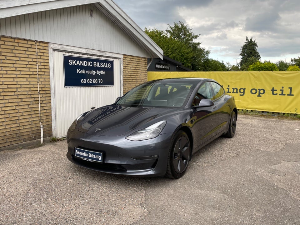 Tesla Model 3 Long Range AWD 4d