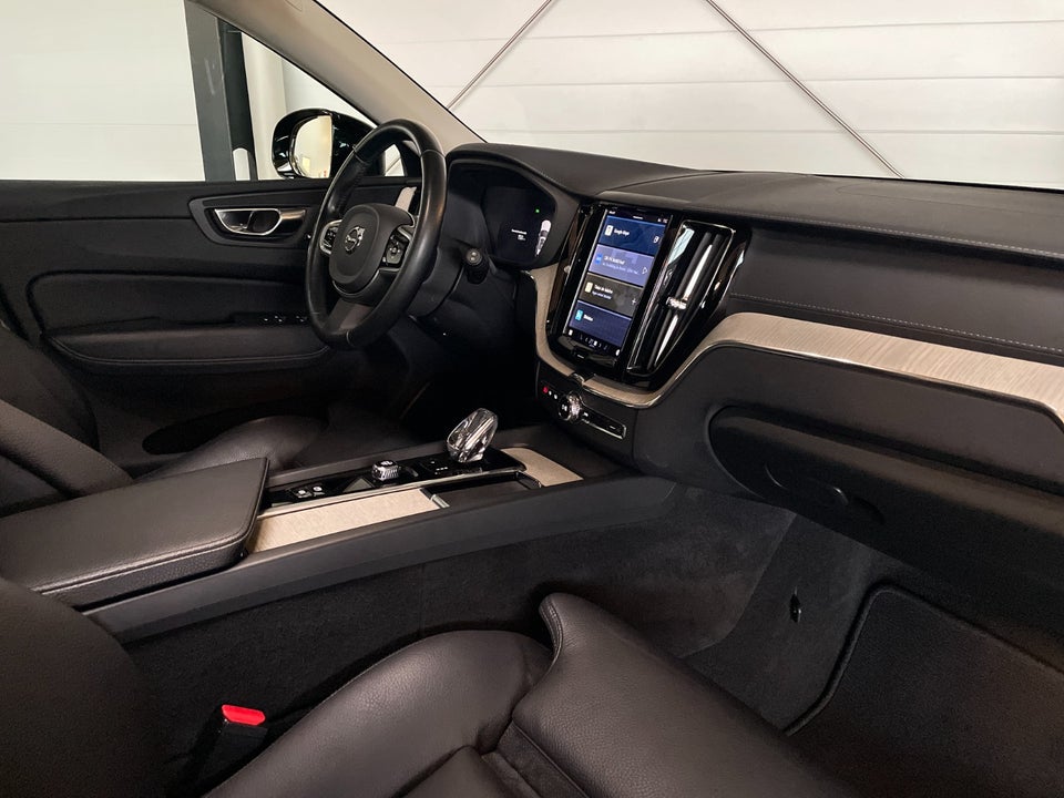 Volvo XC60 2,0 T6 ReCharge Inscription aut. AWD 5d