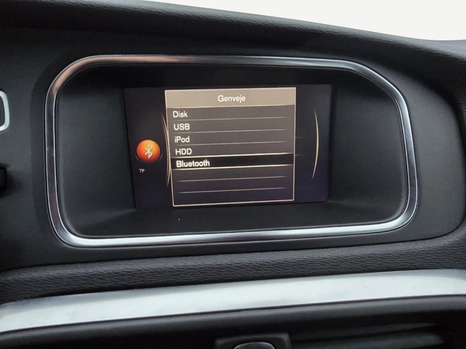 Volvo V40 2,0 D2 120 Momentum 5d